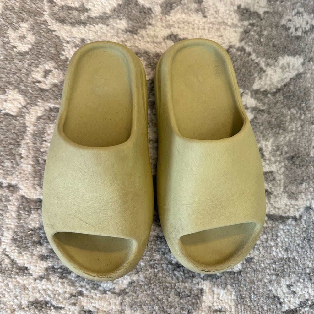 Yeezy Slides